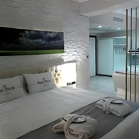 Ξενοδοχείο Real House 3*