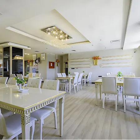 Real House Καισάρεια