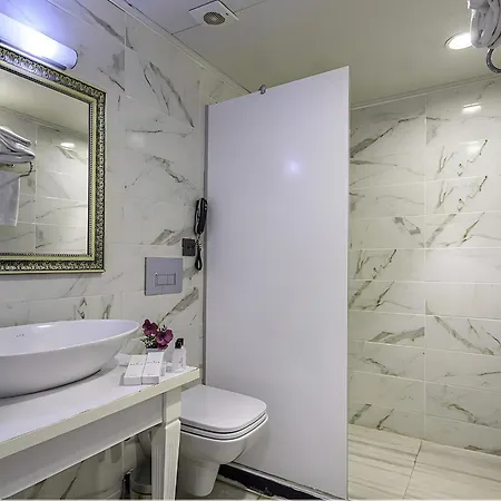 Real House Ξενοδοχείο 3*