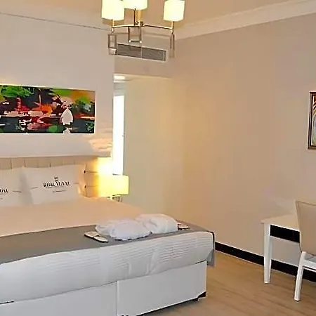 Real House 3* قيصرية