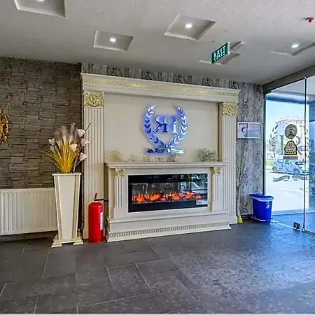 Real House فندق قيصرية