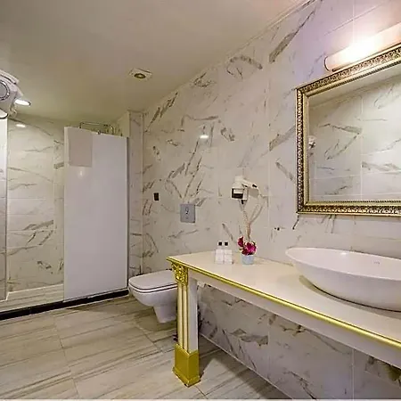 فندق Real House 3*